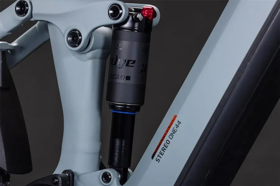 Cube Stereo Hybrid ONE44 Pro 800 E-Mountainbike 2026